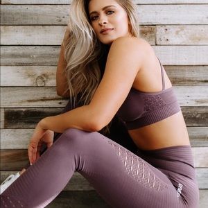 Gymshark Energy + Seamless Leggings Berry Red